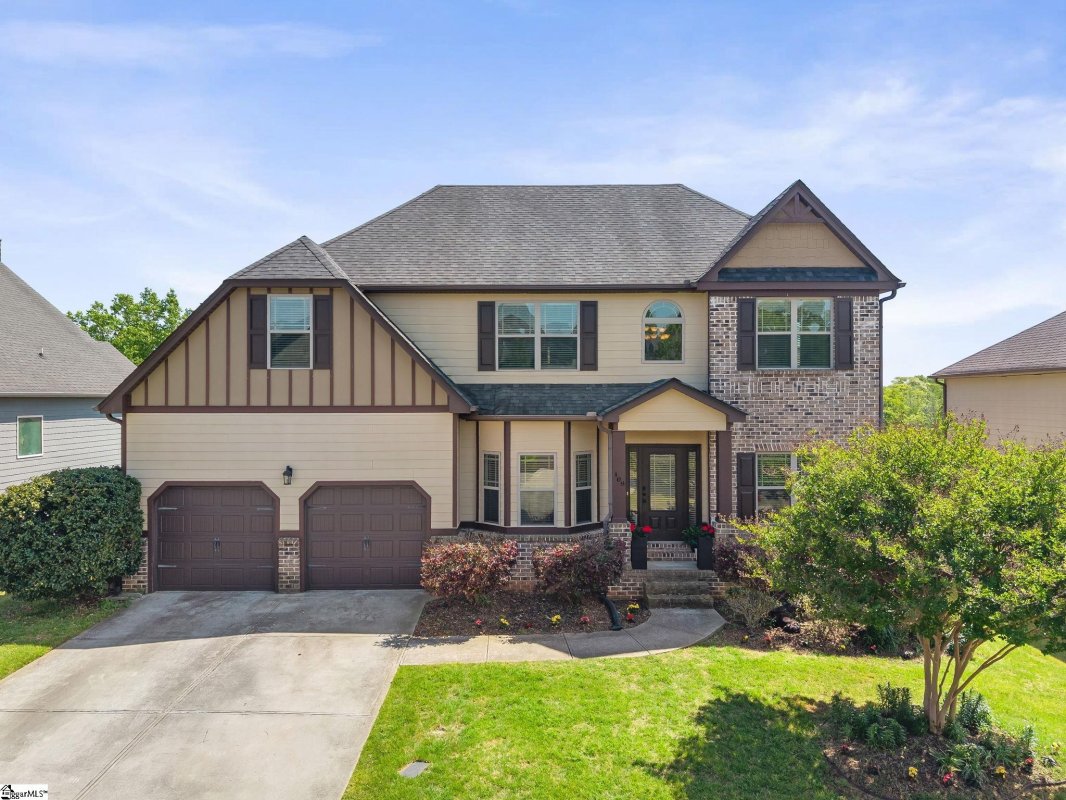 108 Dillard Creek Court