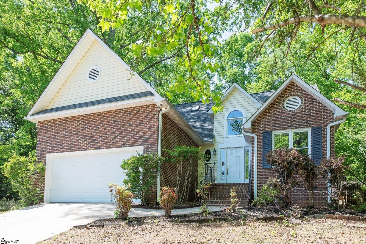 10 Fox Ridge Way
