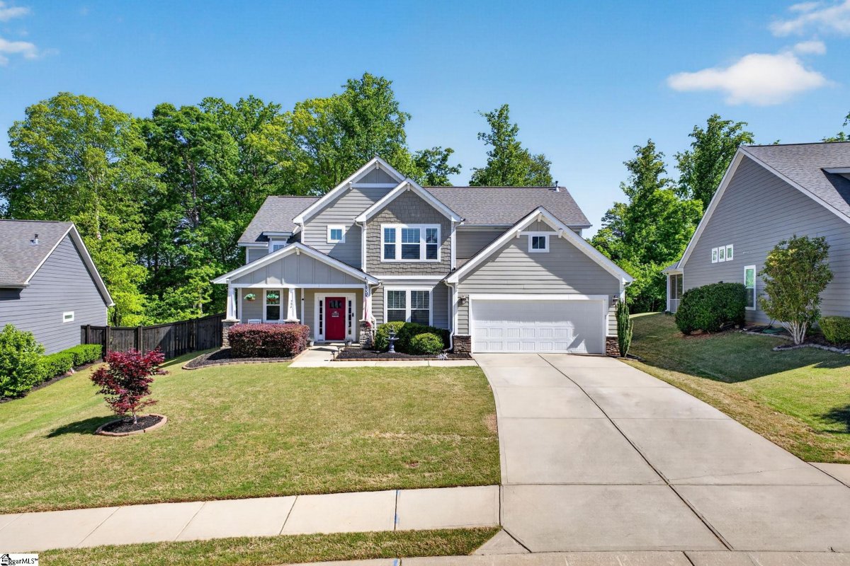 904 Lockhurst Drive