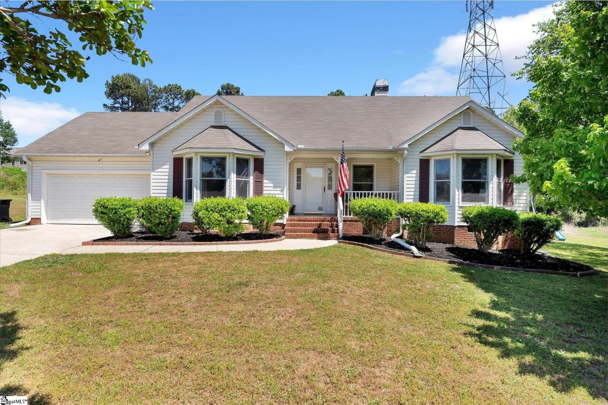 302 Foxfire Drive