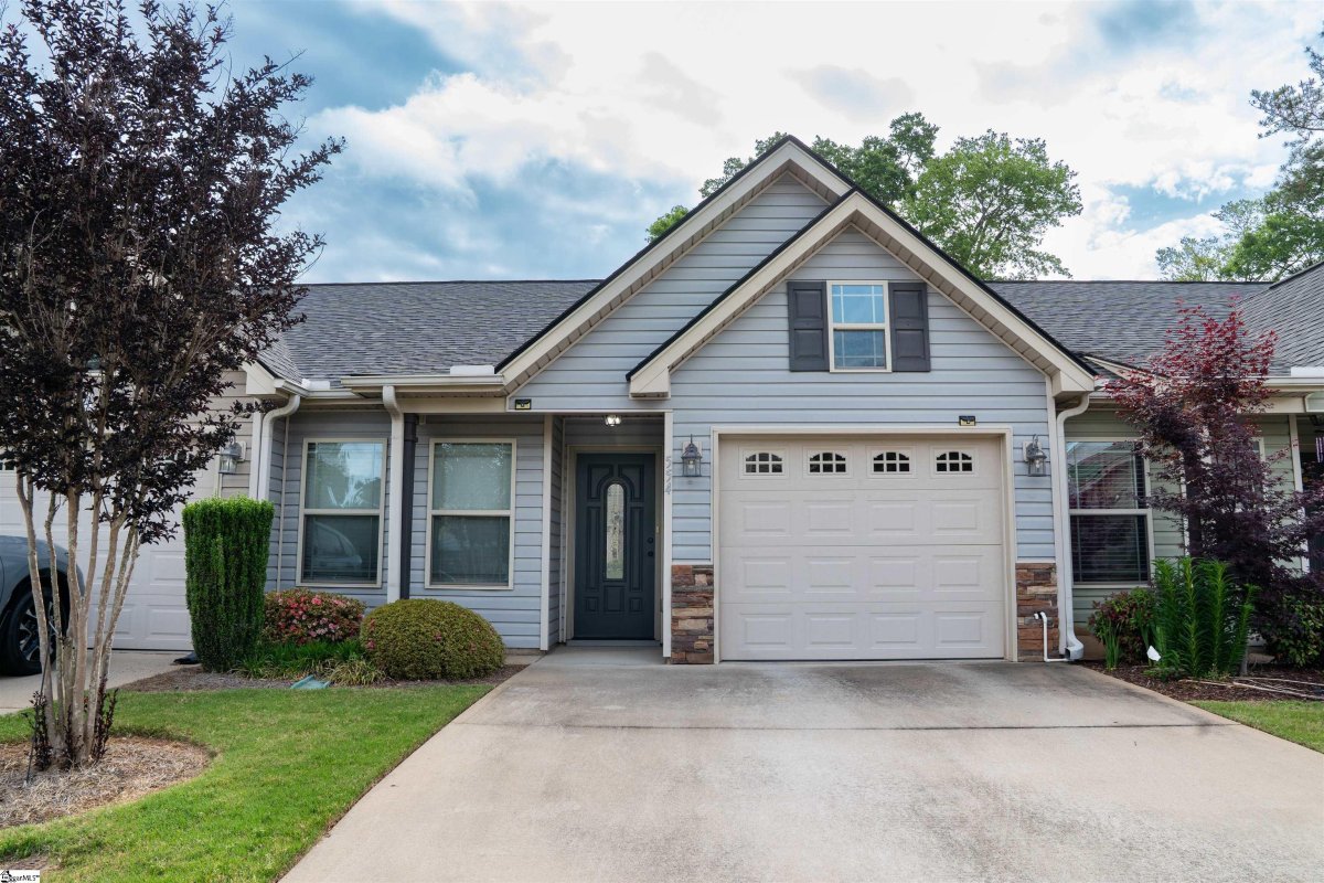 554 Wesberry Circle