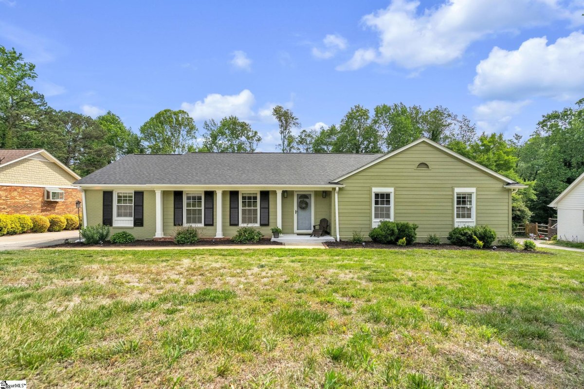 5016 Maplewood Drive