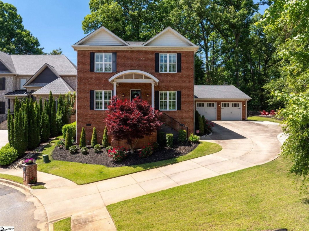 19 English Ivy Lane