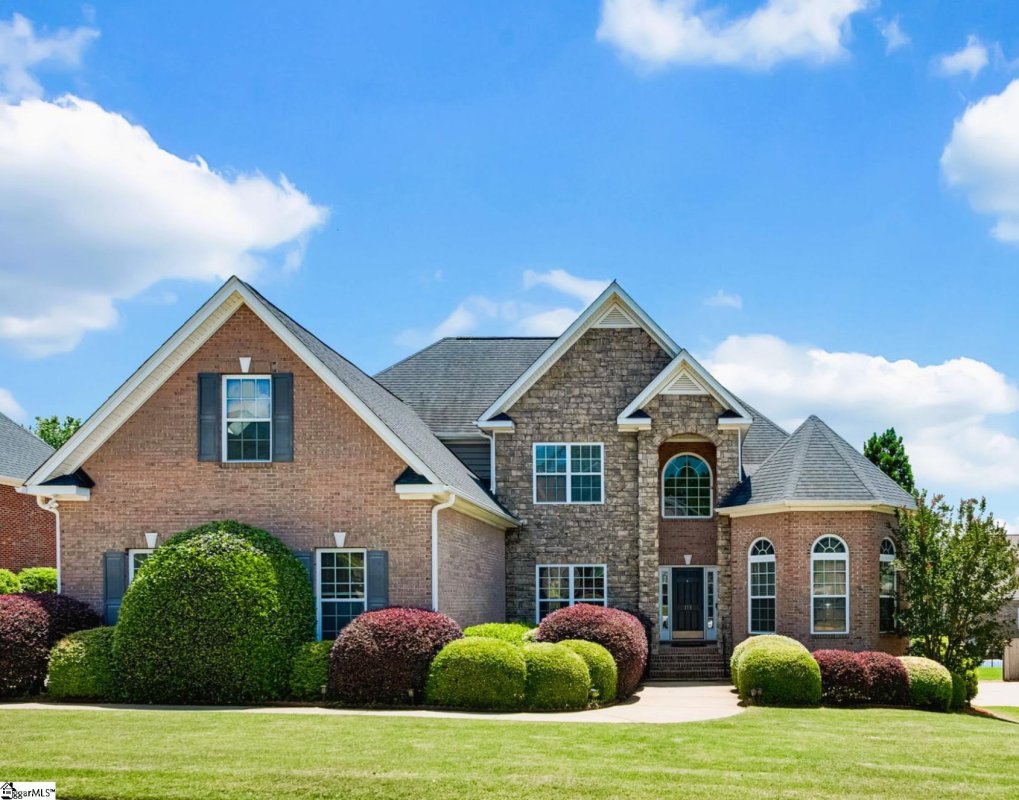115 Gladstone Way