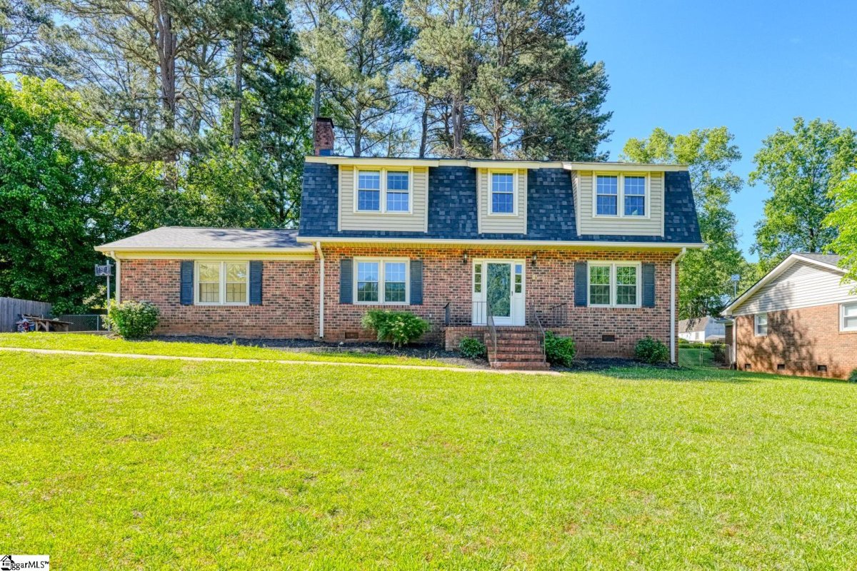 210 Oakmont Drive