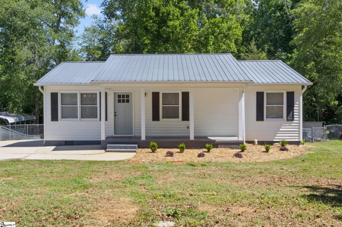 335 Pinonwood Drive