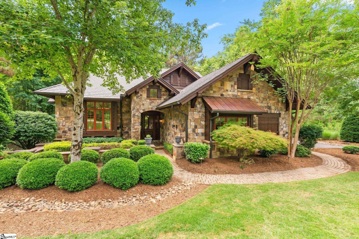 201 Ironwood Court