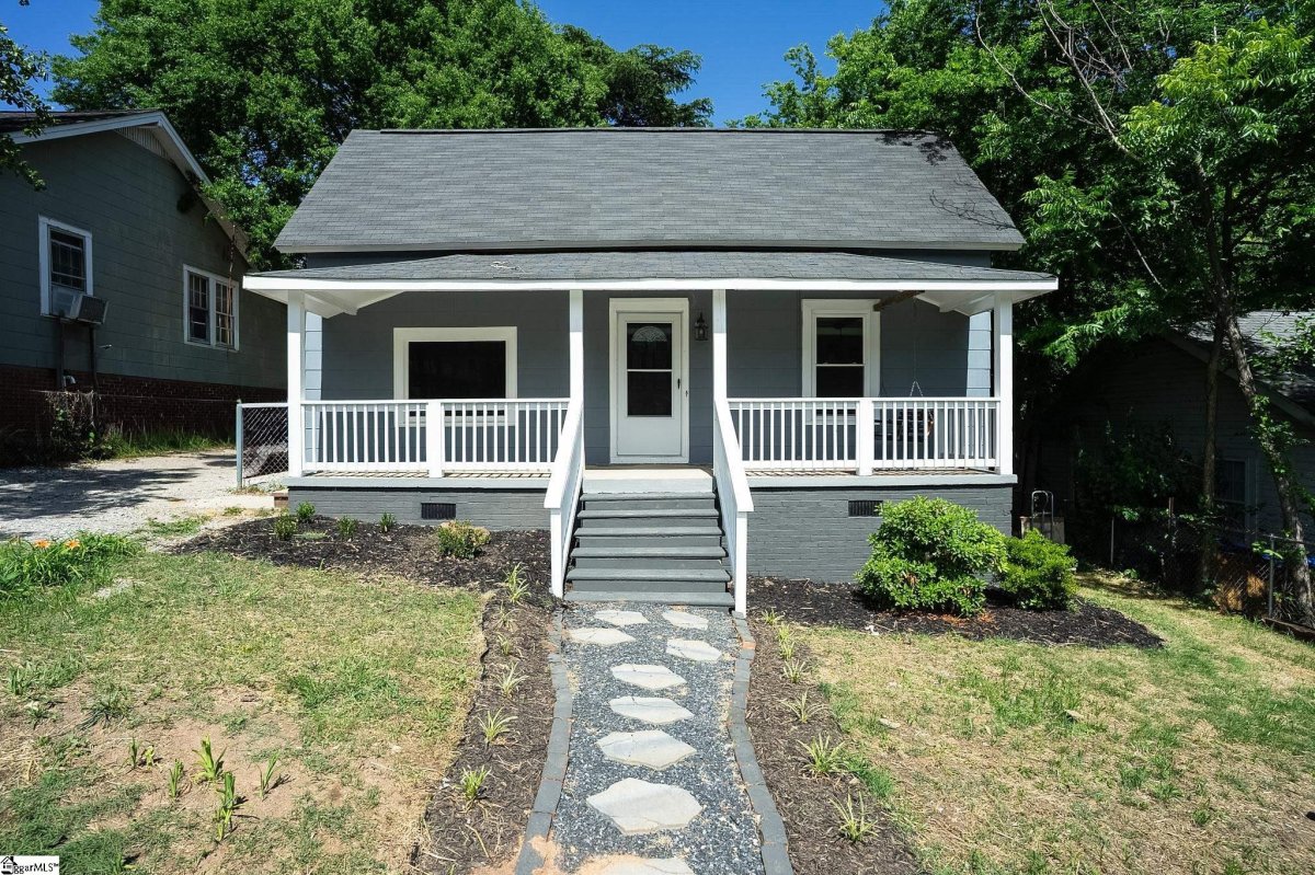 16 Pettee Street
