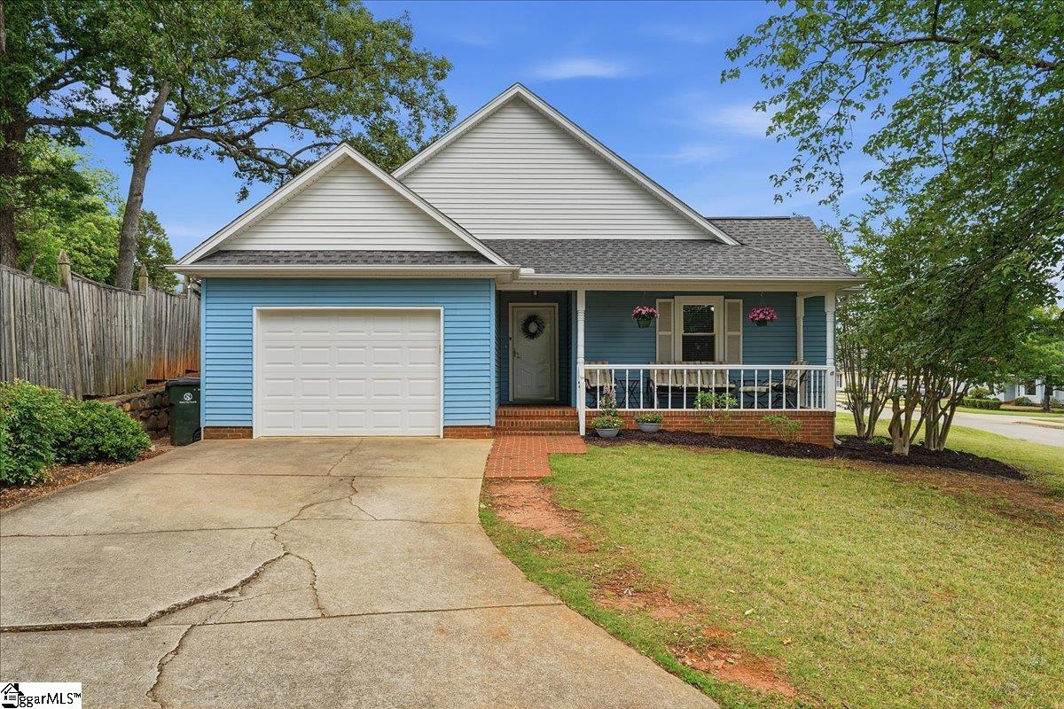 2 Tamburlaine Court