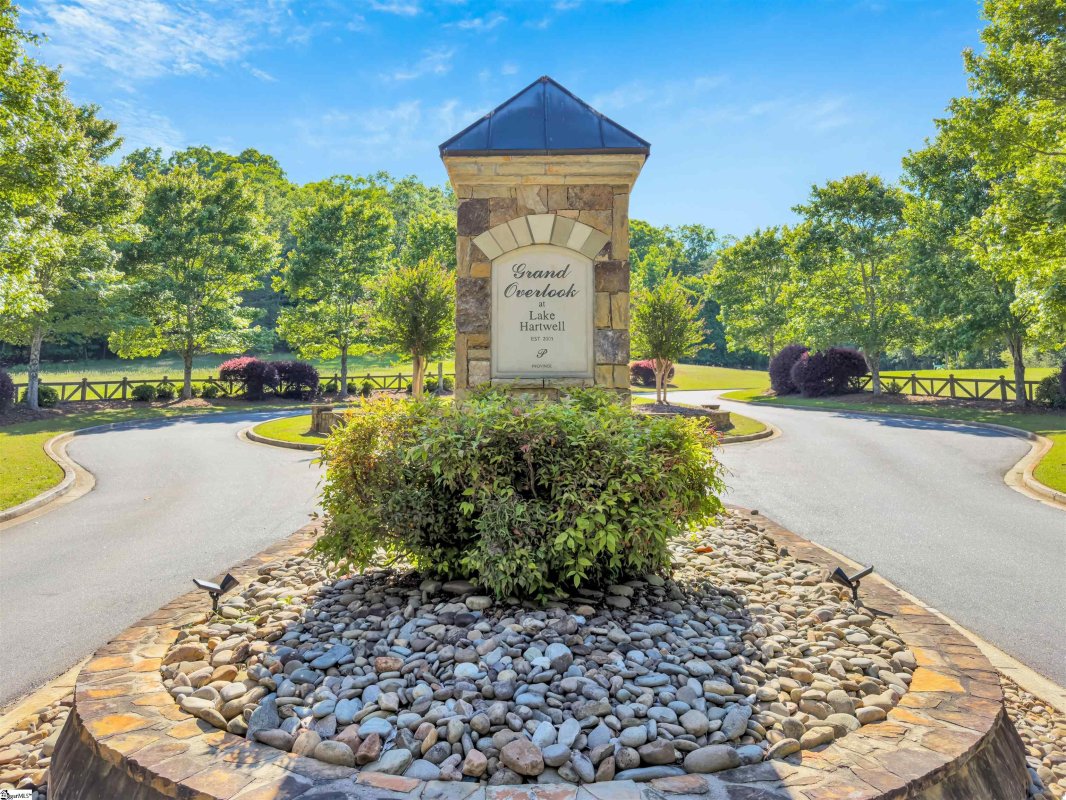E Grand Overlook Drive Lot 1