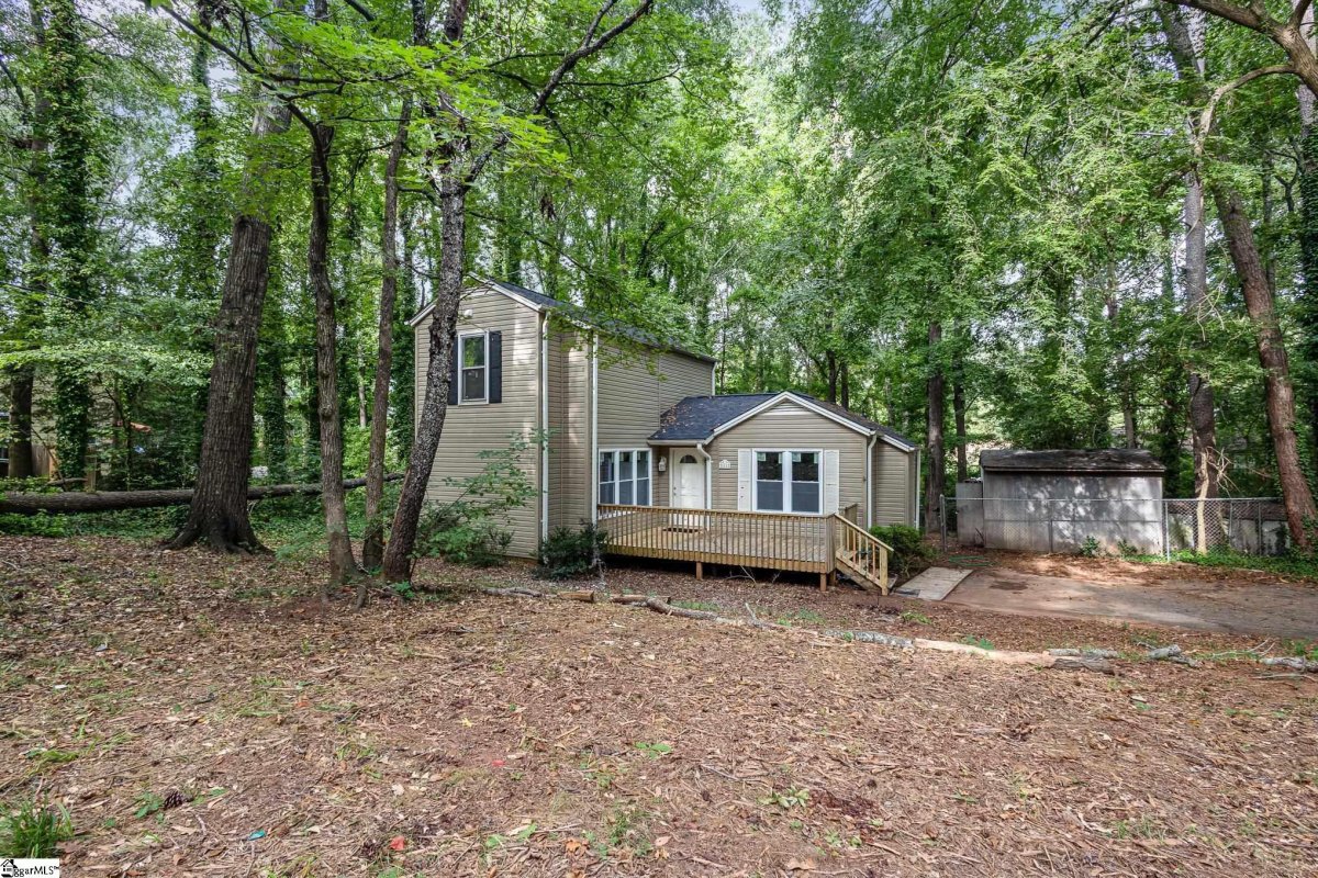 118 Evergreen Court