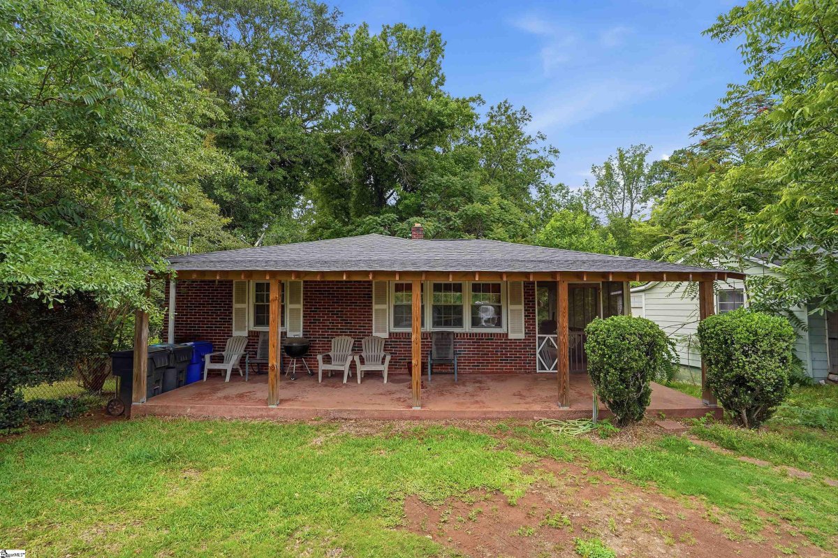 216 Glenn Road