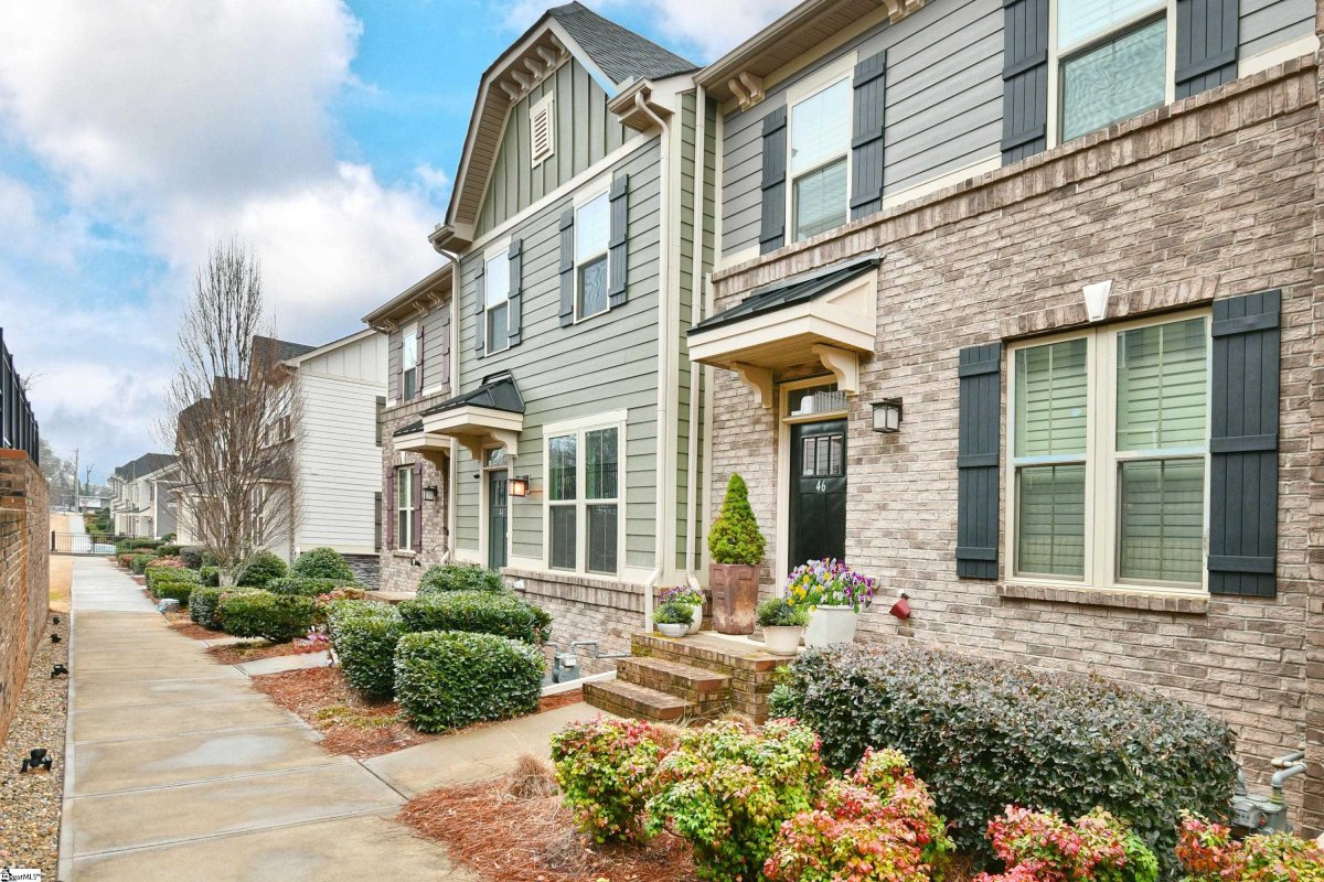 46 Itasca Drive