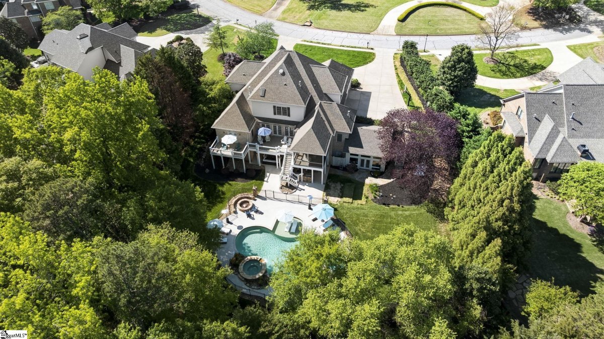 5 Norman Place