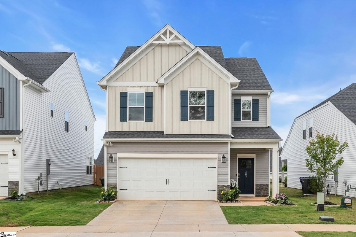403 Poinsett Bridge Way