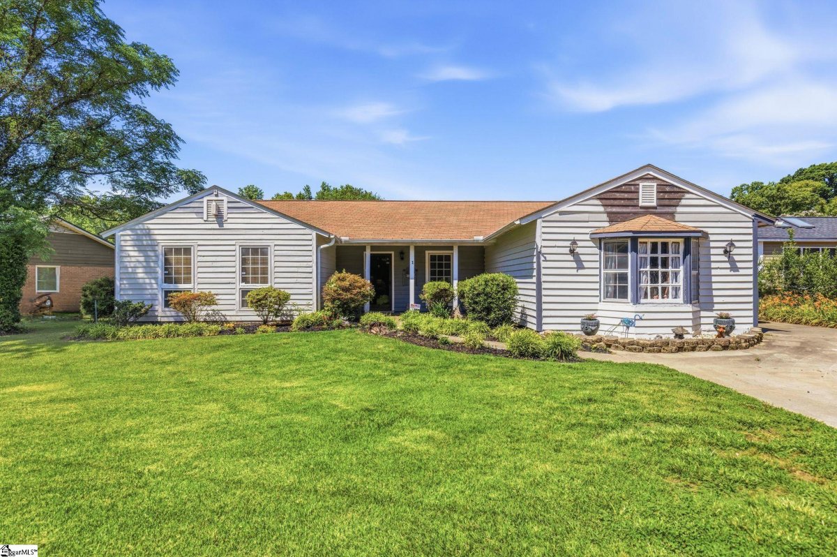 1 S Oak Forest Drive