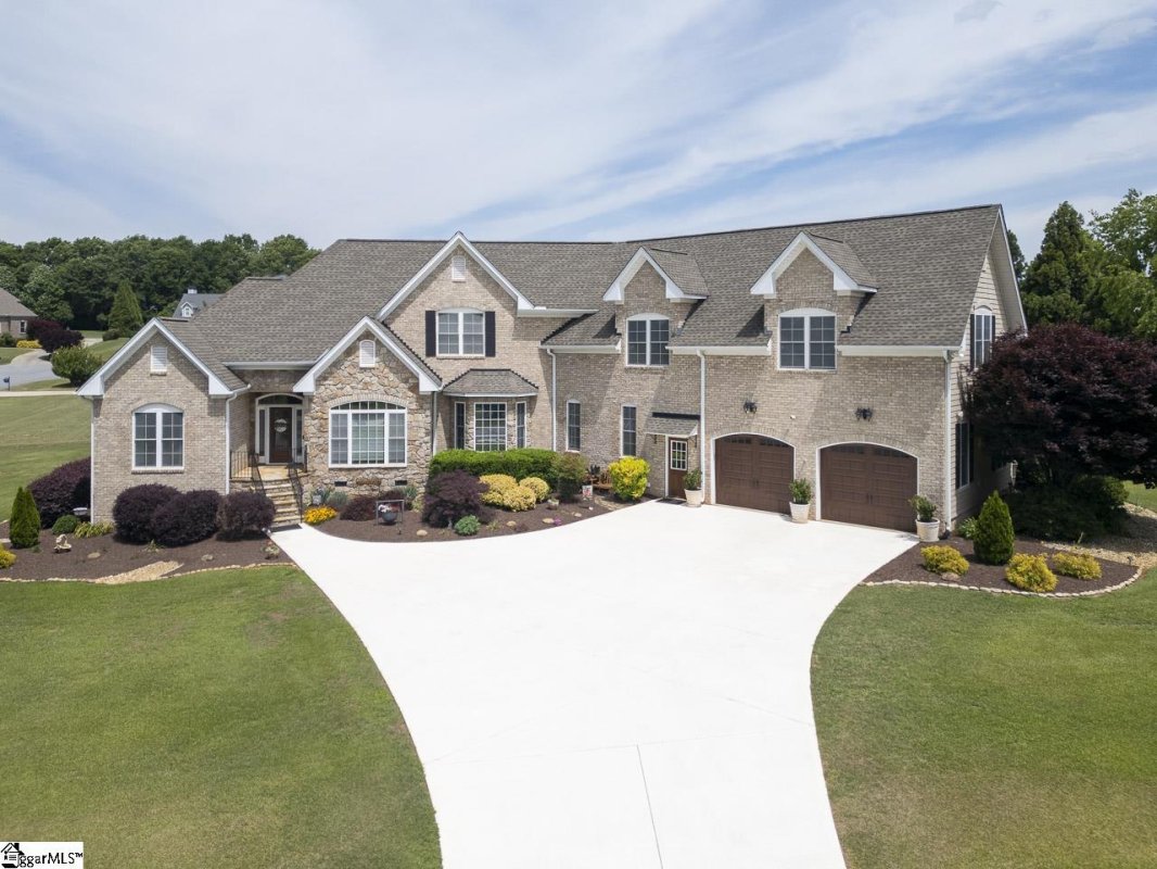 38 Shore Vista Lane