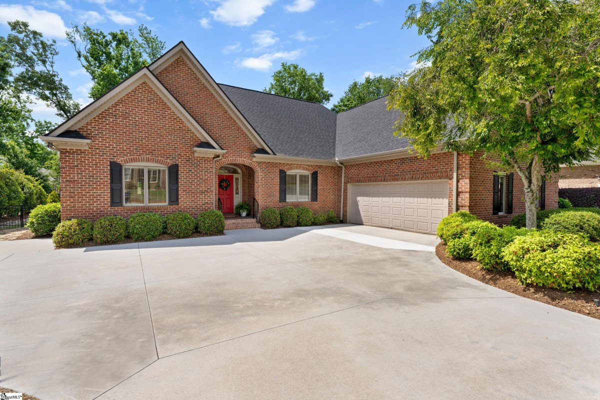 213 Bentwater Trail