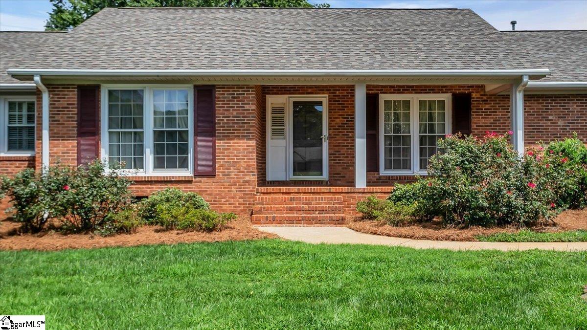 17 Seabury Drive