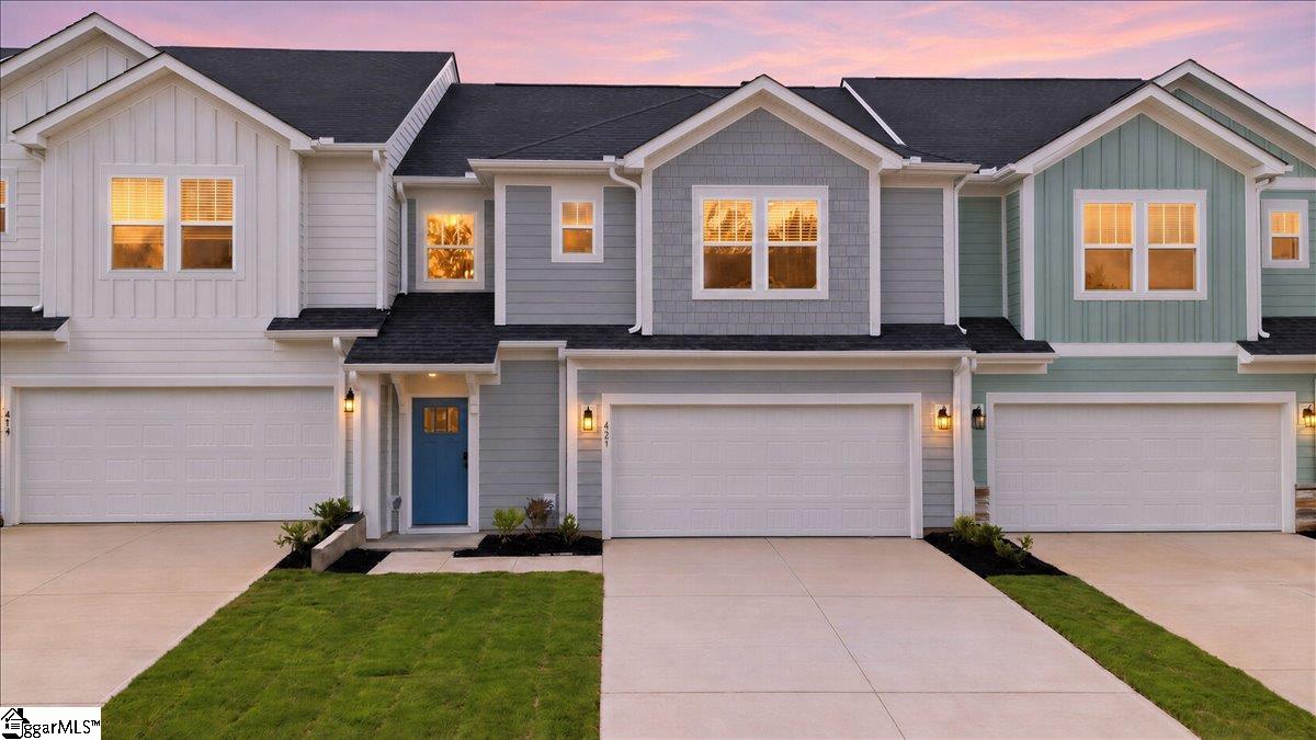 421 Crestcreek Drive