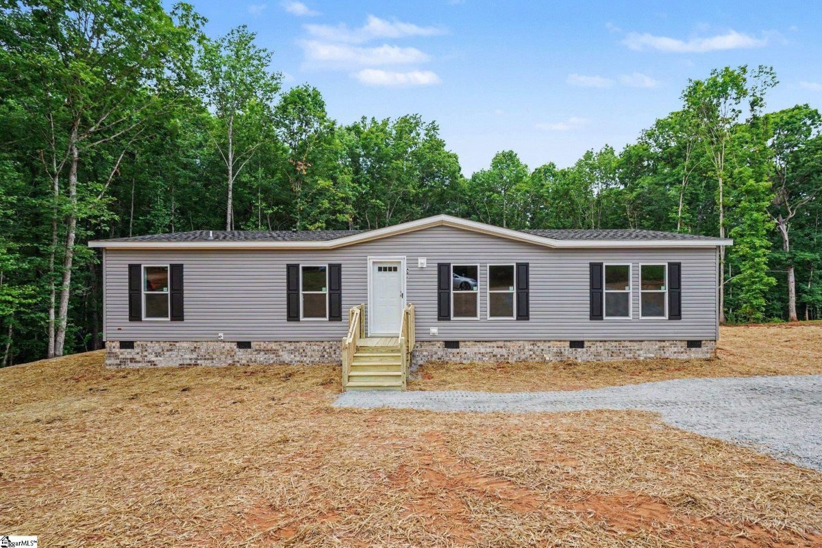 407 Cedar Ridge Drive