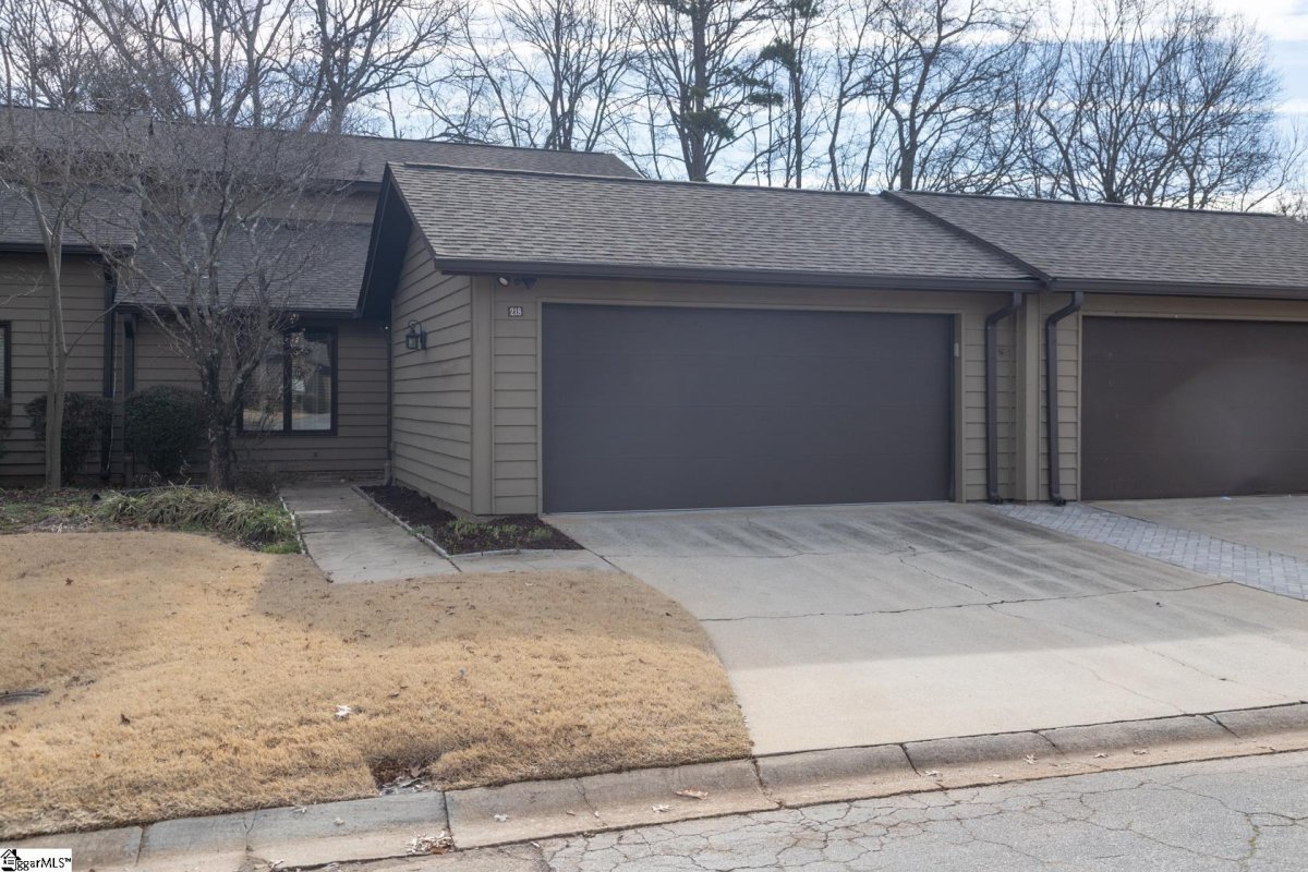 218 Goldfinch Circle