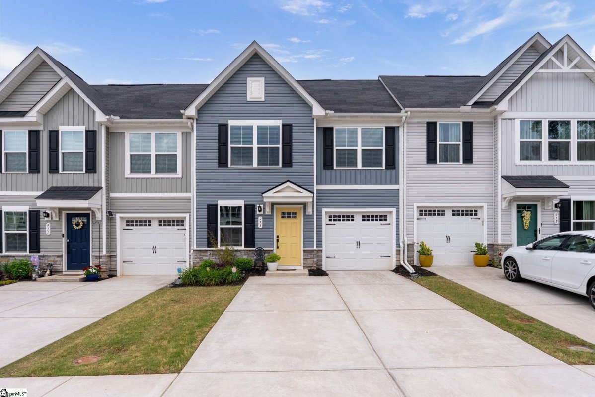 913 Leyburn Lane