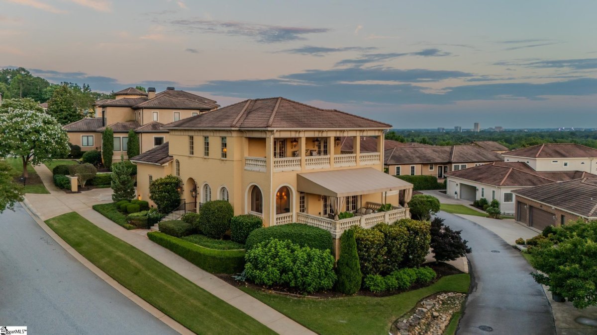 308 Sorono Drive