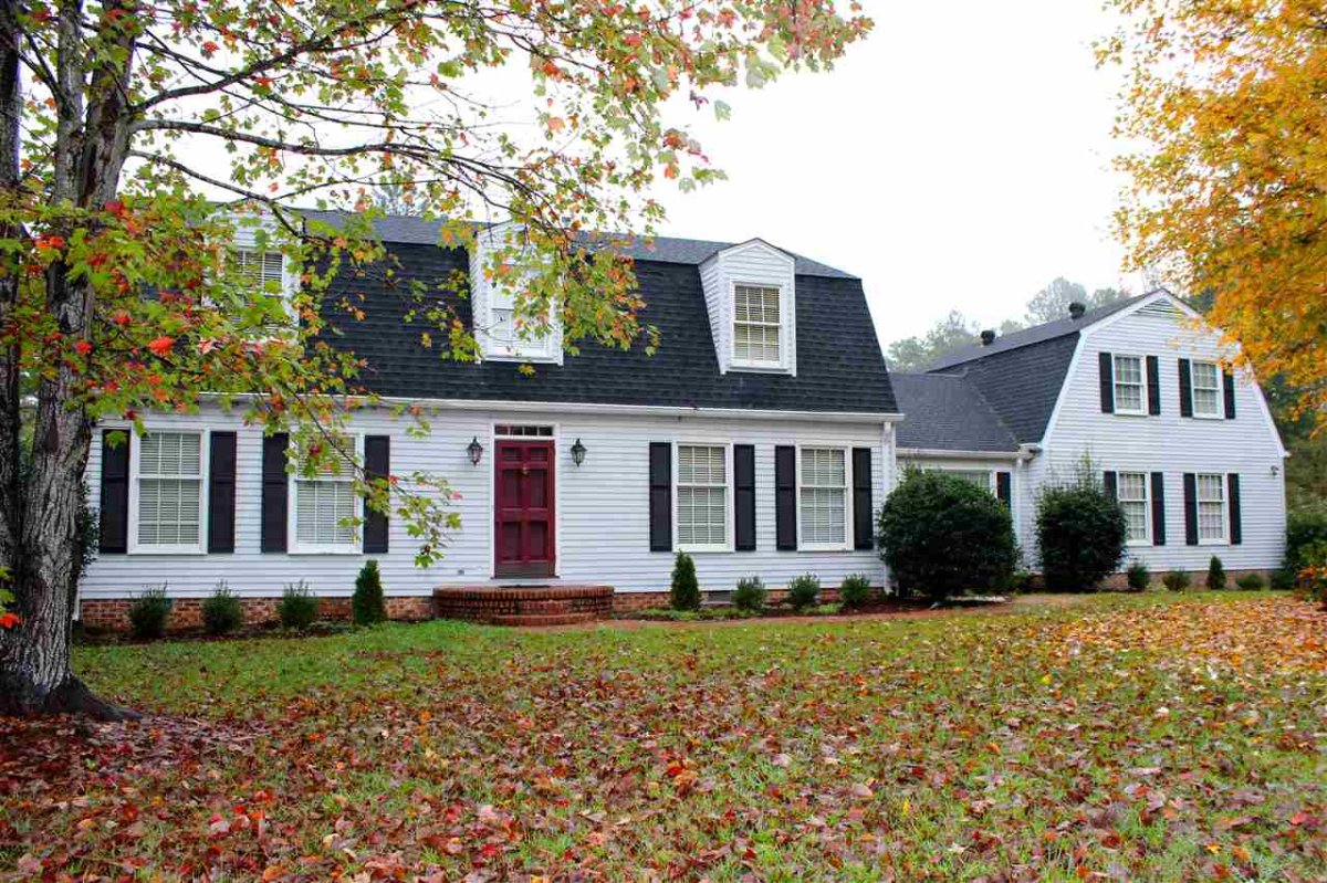 113 Bridletrail Lane