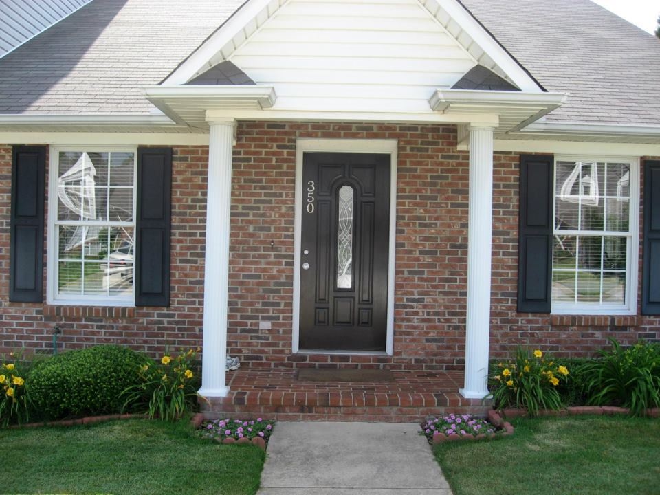 350 W Pointe Drive