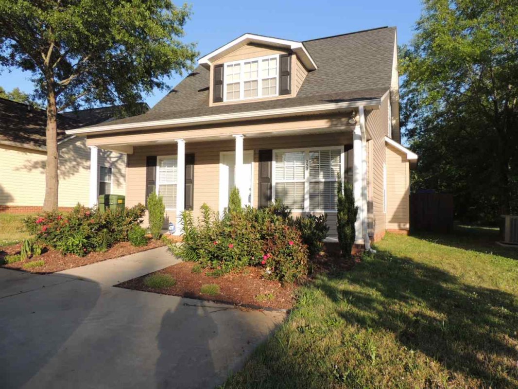 353 Bishop Hicks Court