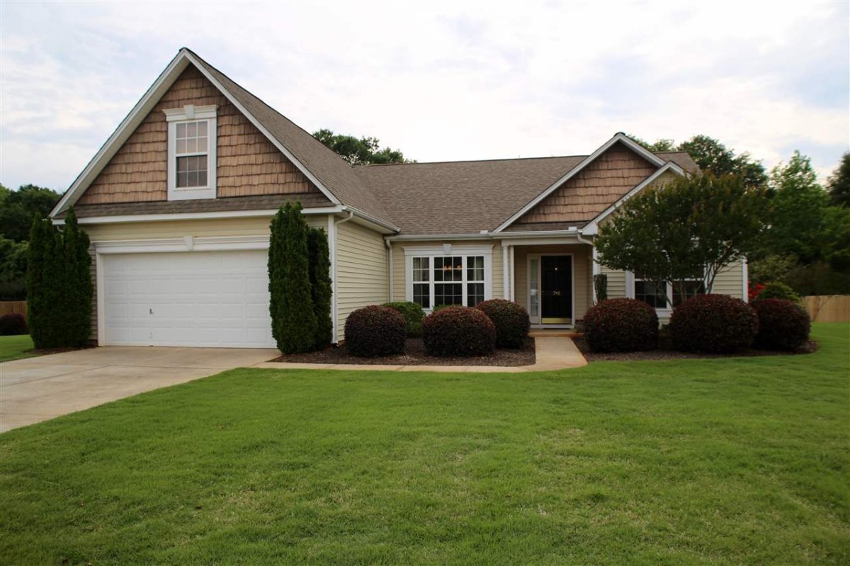 746 Golden Tanager Ct.