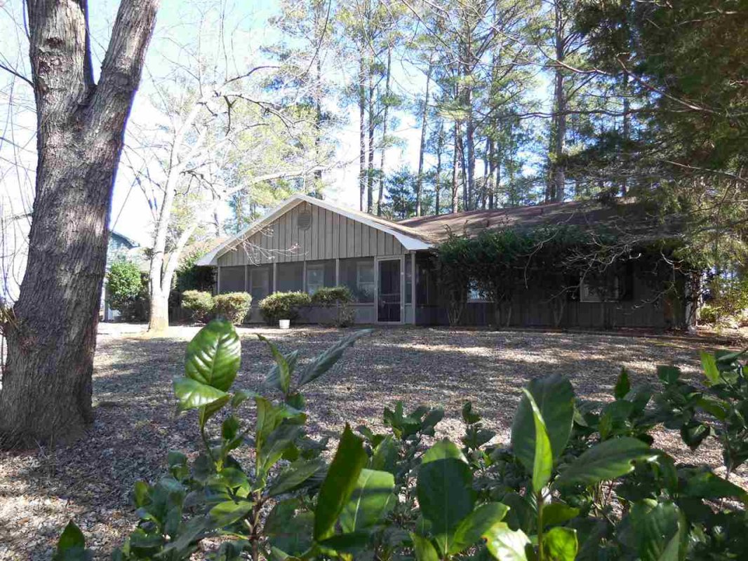 210 Pine Cove Drive