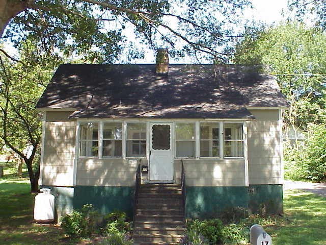 17 E Street