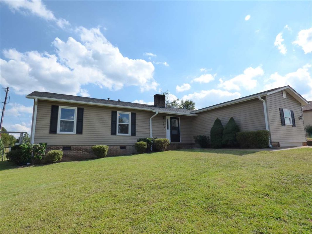 303 Foxborough Road