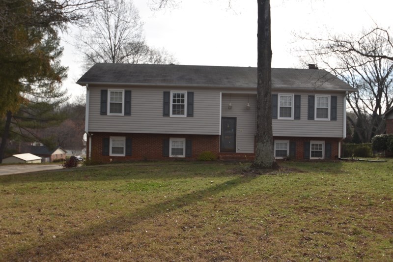 424 Shamrock Drive