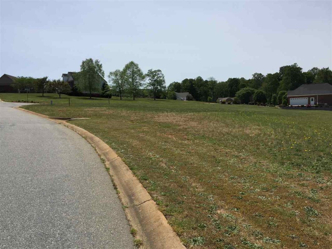 110 Millstone Dr