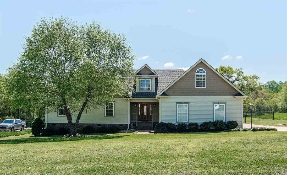140 Powder Springs
