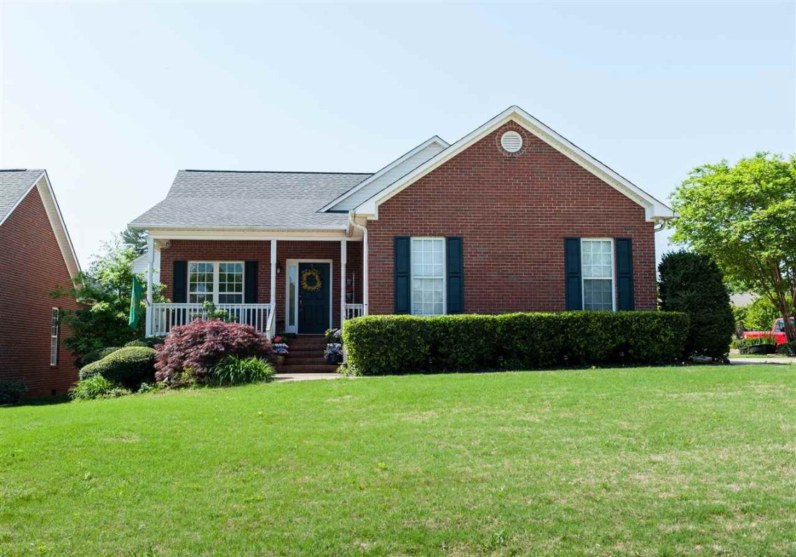 110 Hidden Ridge Drive