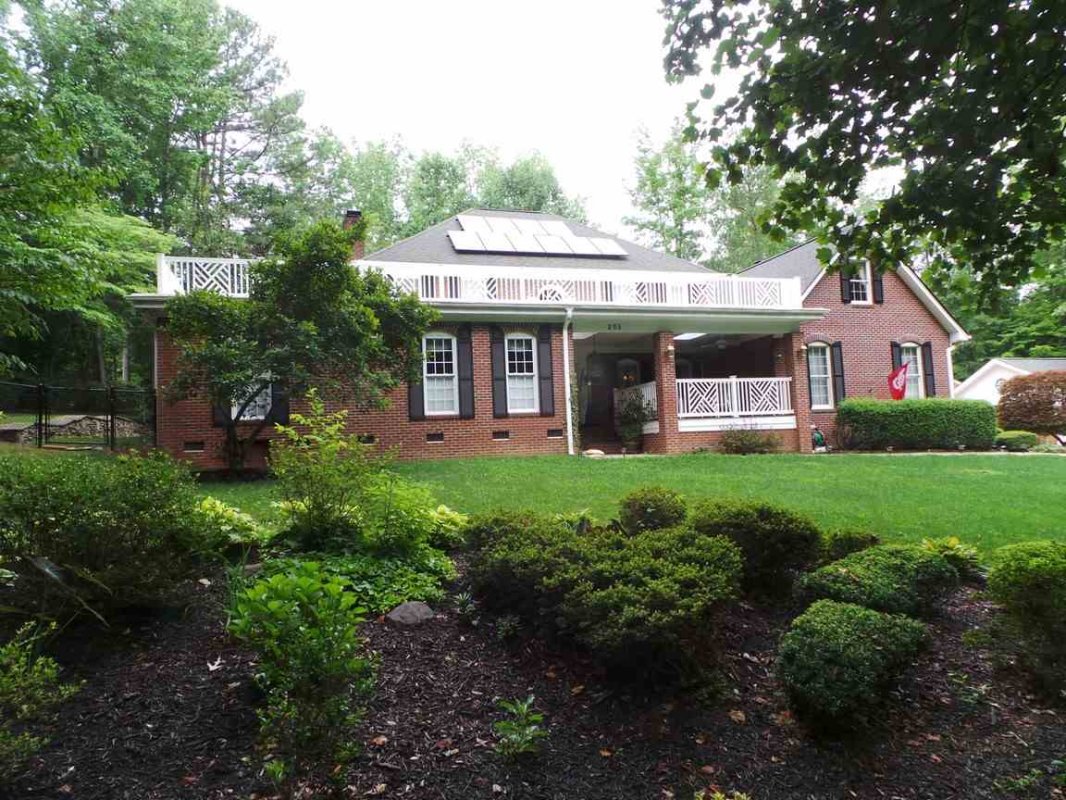 205 Woodside Drive