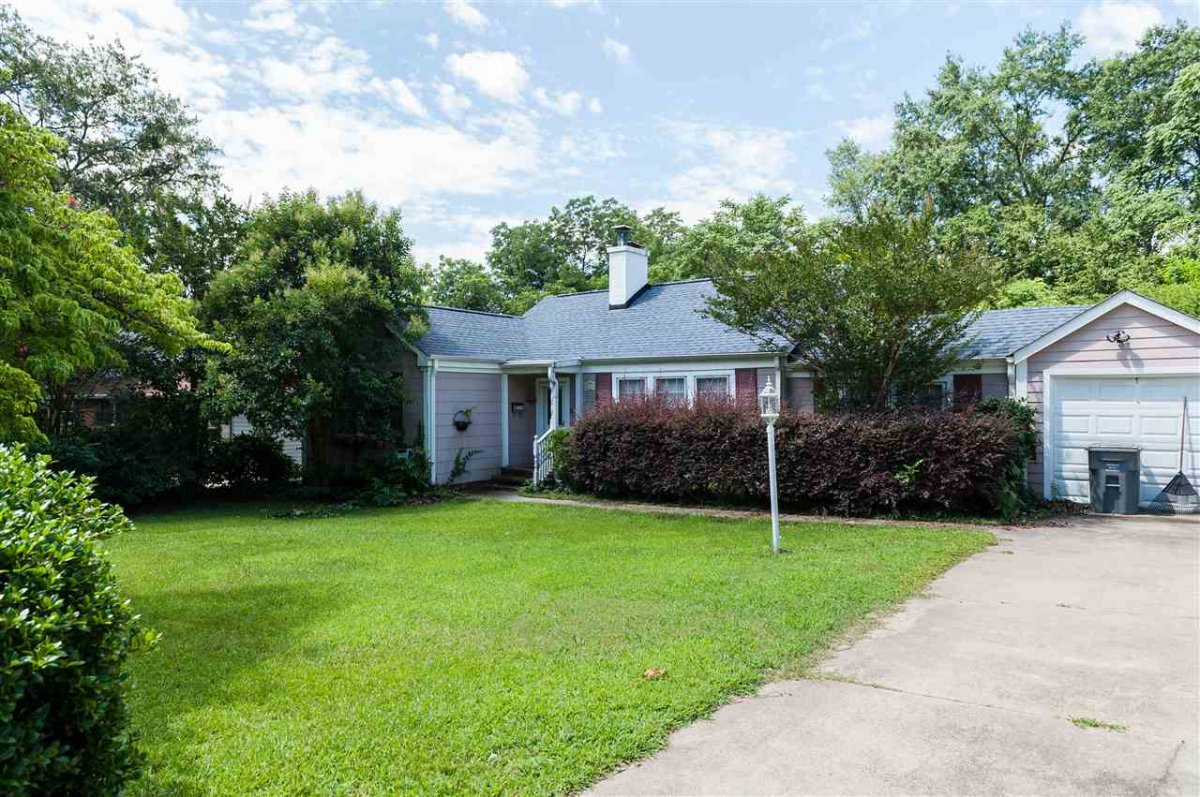 1550 White Oak Street