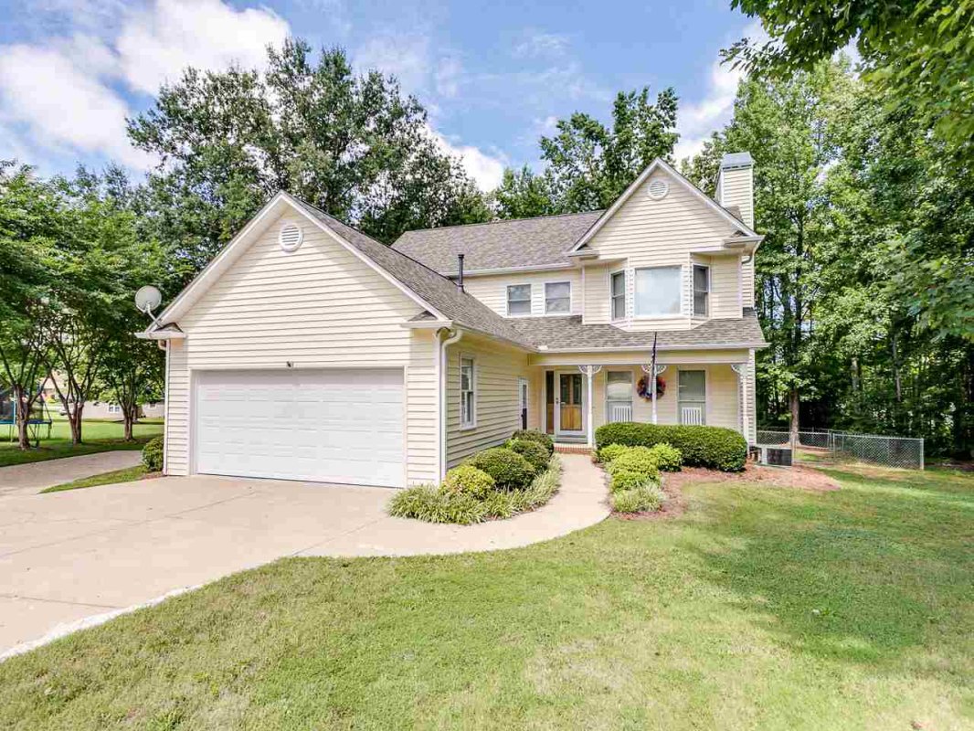 113 Allsbrook Pl