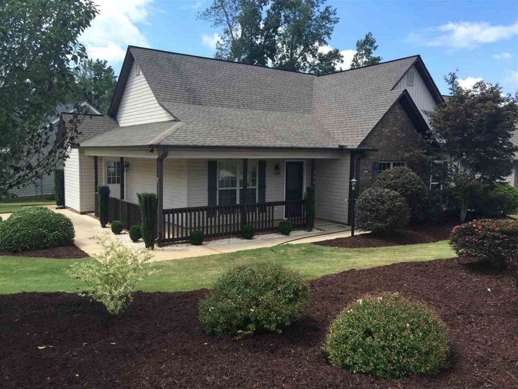 706 Sandy Creek Way