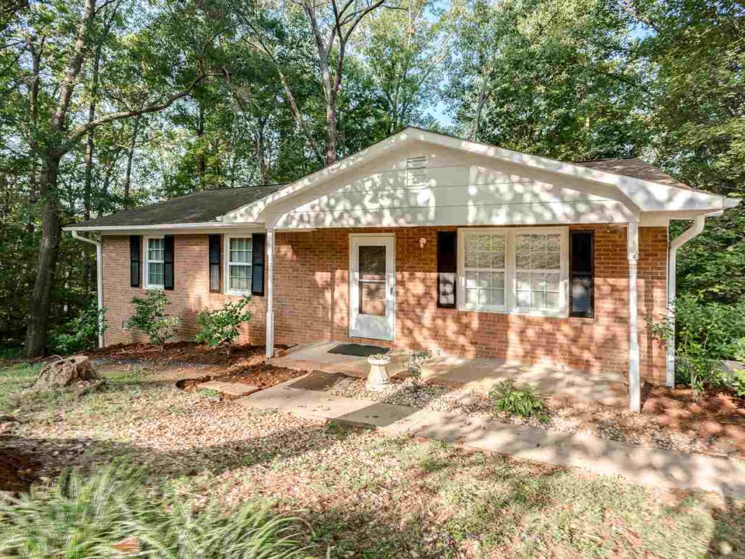 350 Ferndale Dr.