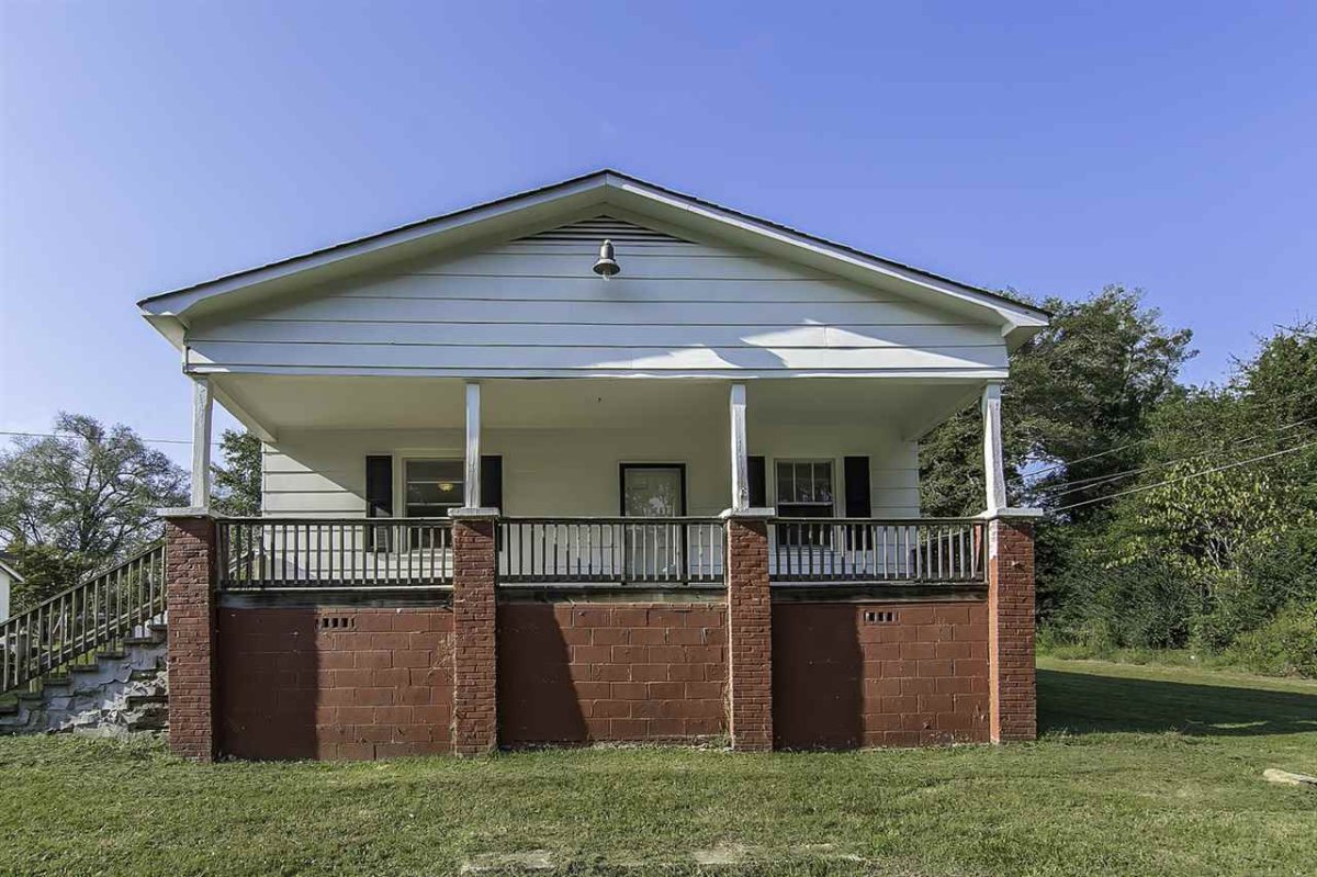 381 Manning Street