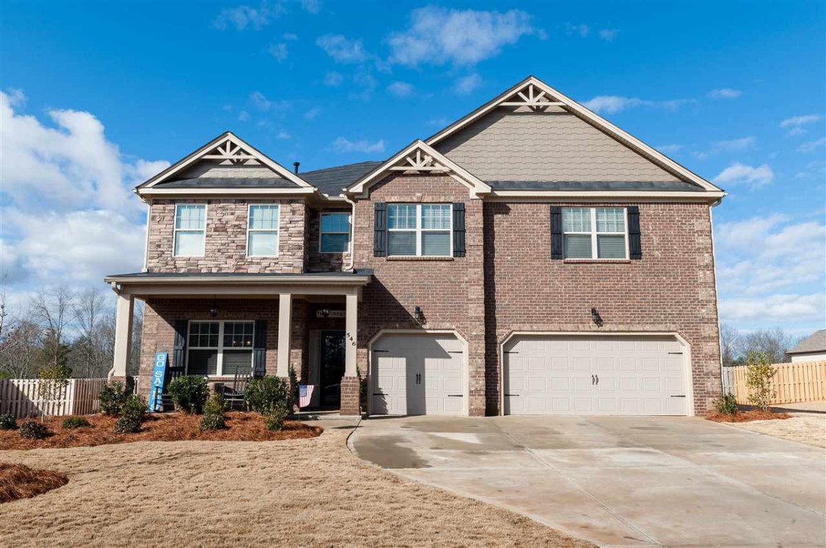 546 Bennington Farm Drive