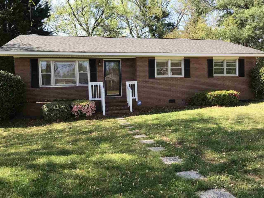 142 Woodhaven Dr