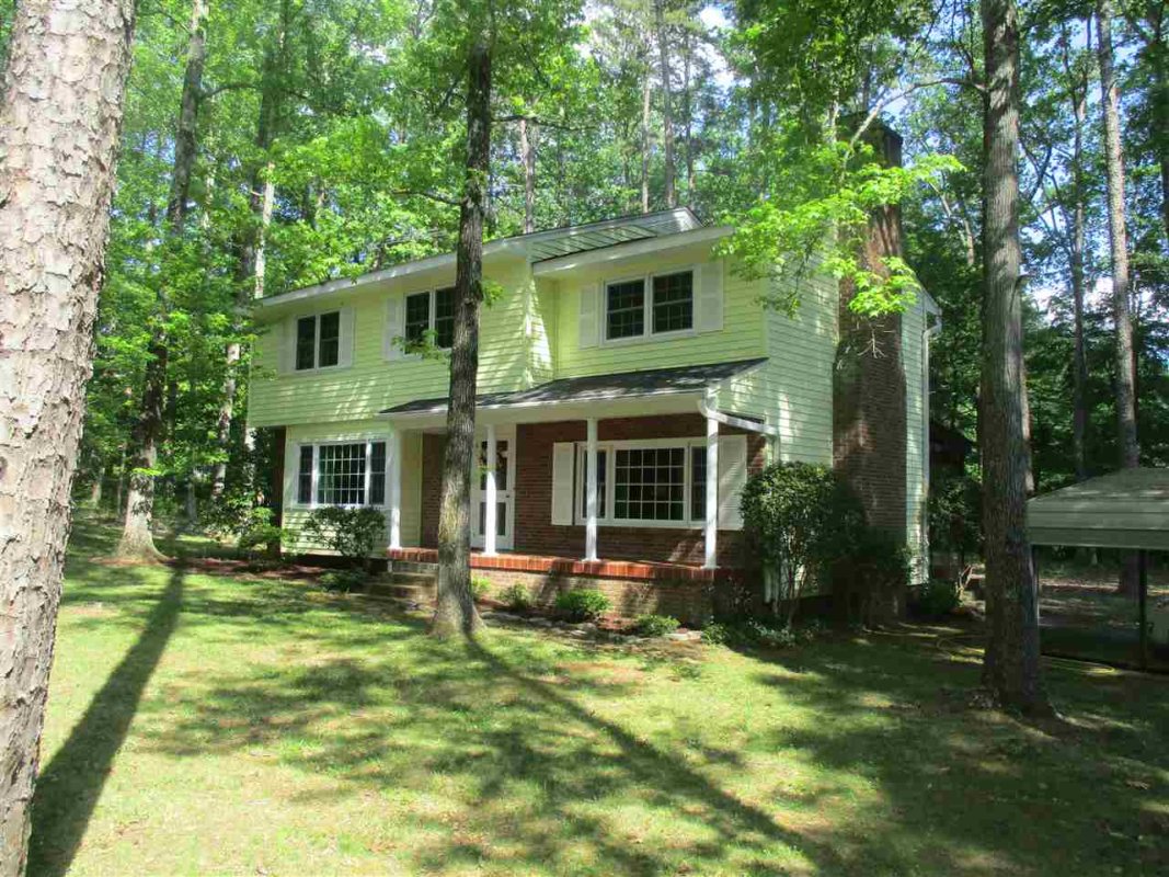100 Briarwood Lane