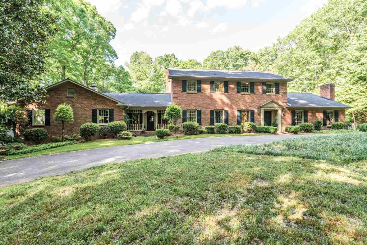 156 Lomond Lane