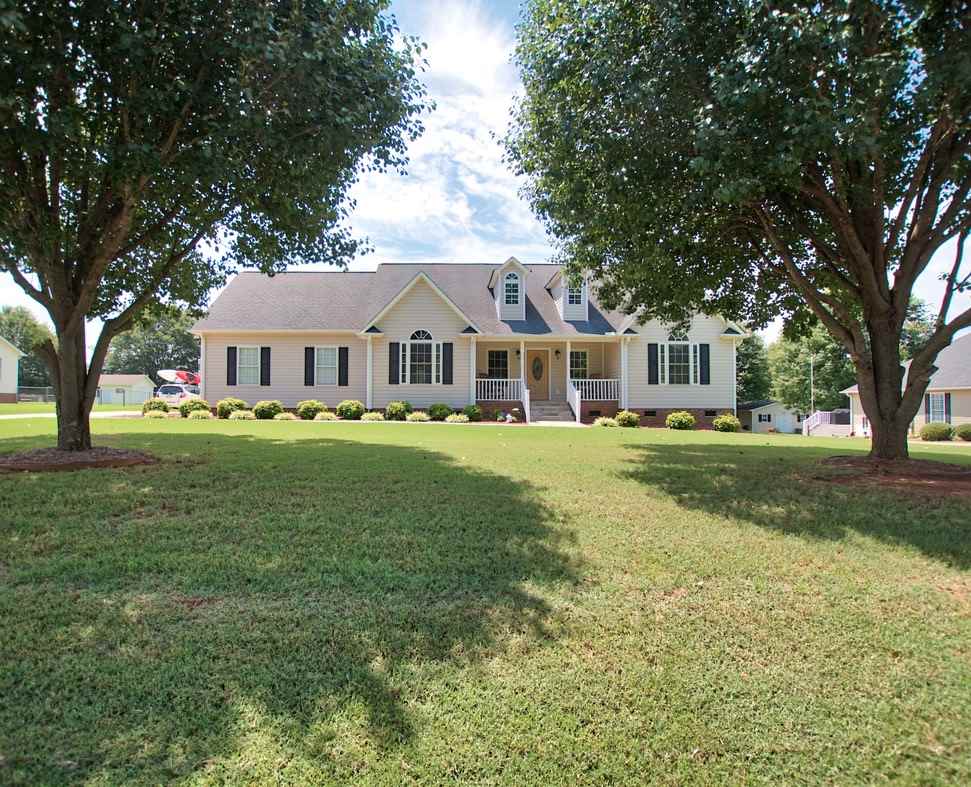 340 Spring Valley Lane